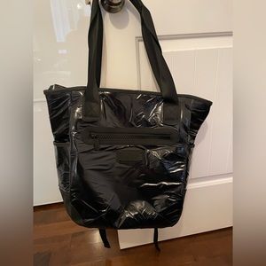 Lolë Lily bag Edition Ultra Shine
